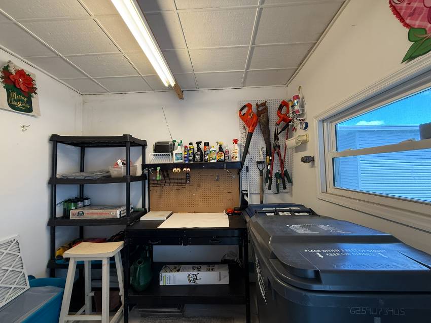 214 Hibiscus Way a Parrish, FL Mobile or Manufactured Home for Sale